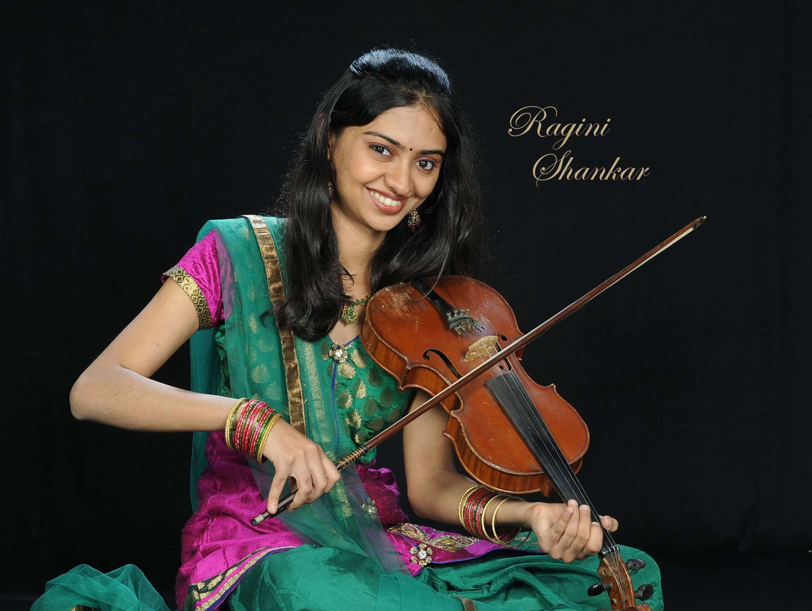 Ragini Shankar playing violin
